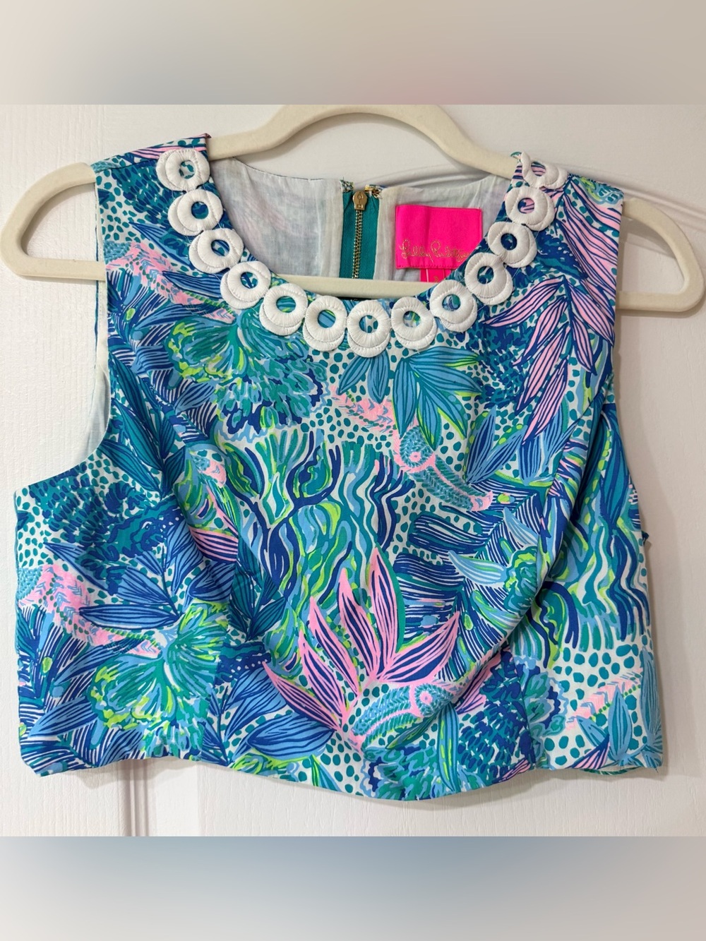 Lilly Pulitzer Leif Crop Top Size 2 Holiday in the Sun Floral Cotton Ring Neck